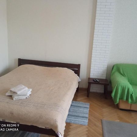 Apartments On Arkhypenka Street 리비프 외부 사진